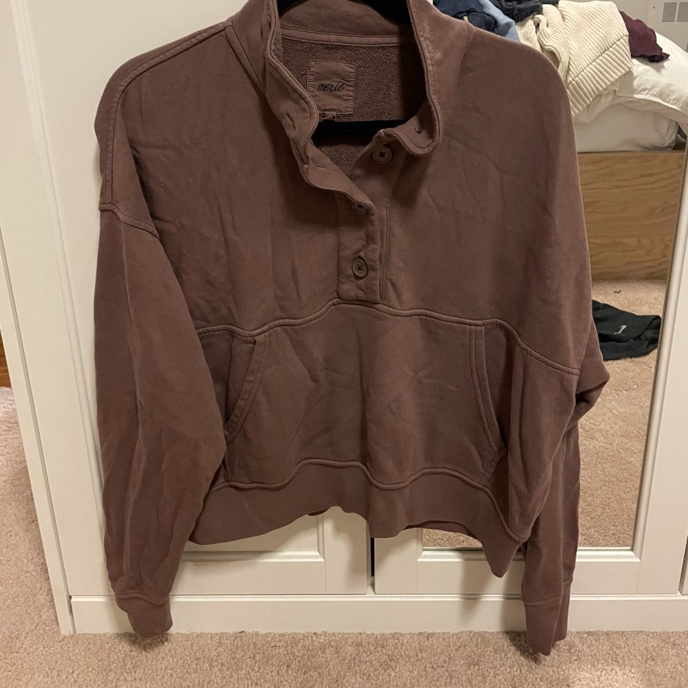 American Eagle sweatshirt